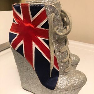 Vintage LolaShoetique London flag booties